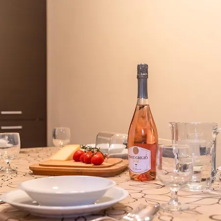 شقة Belvilla By Oyo Casa Cristina Centro *